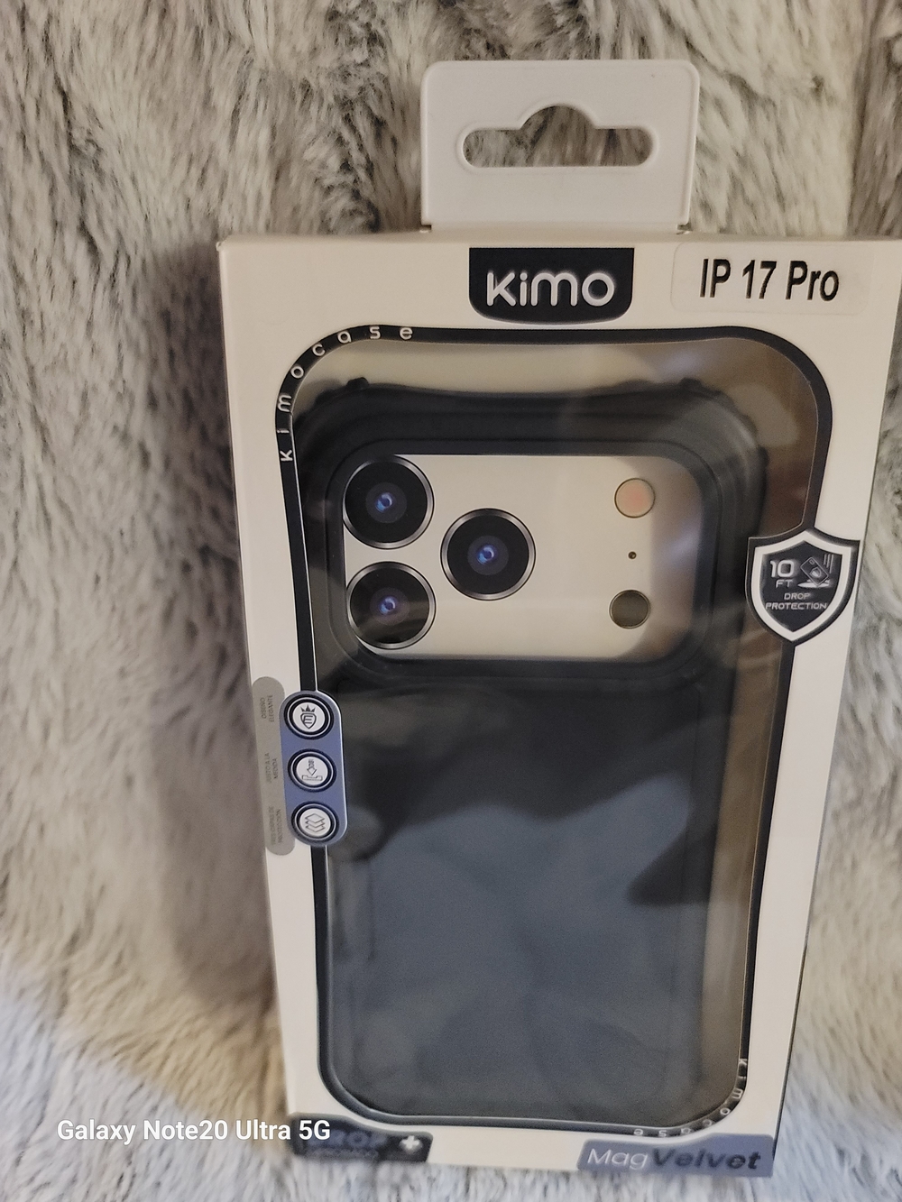 IP 17 Pro Black Phone Case for iPhone - Mag Velvet
